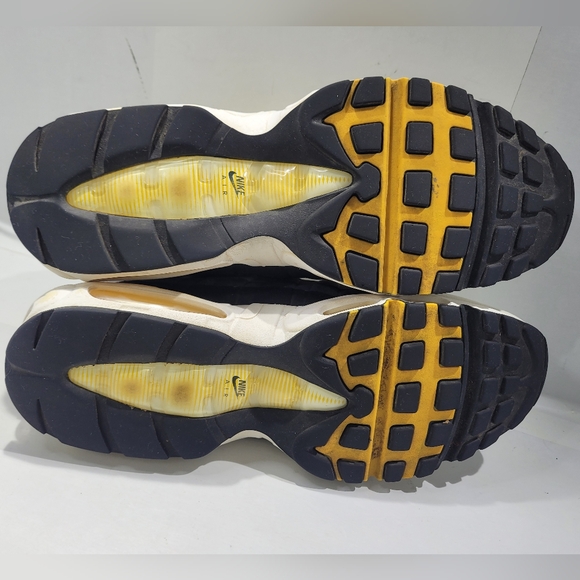 NIKE AIR MAX 95 RUNNING SHOES MEN'S SIZE 11 GREY AMARILLO CD7495-100 - Picture 10 of 16